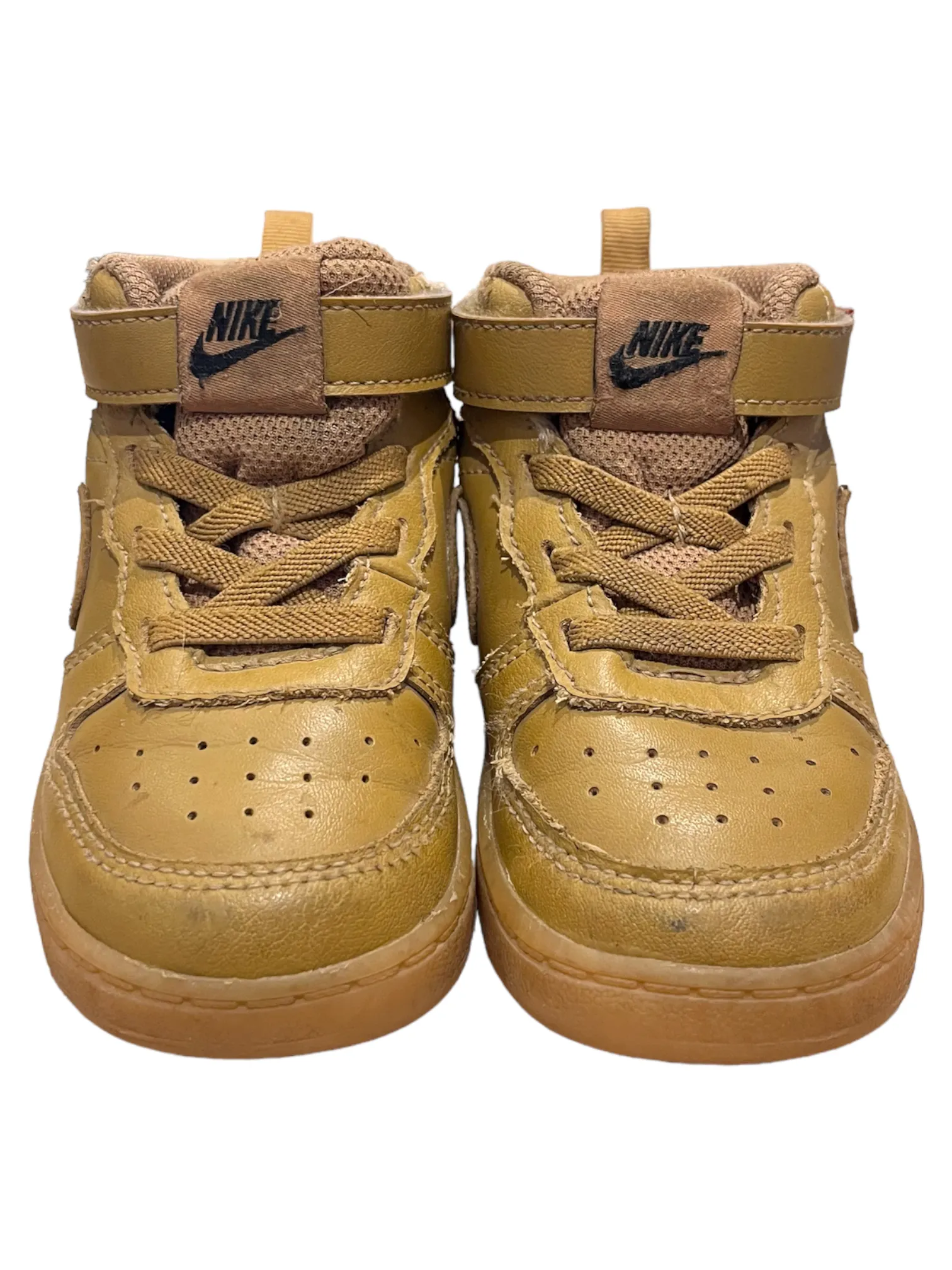 Basket Nike / Taille 23,5