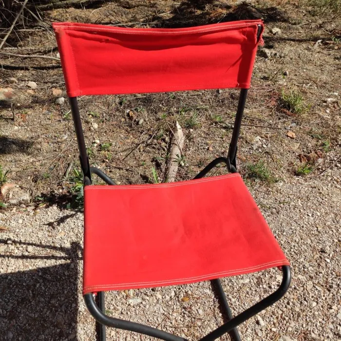 Chaise & tabouret de camping pliants Vintage PLIANFER rouges - Le palais des bricoles