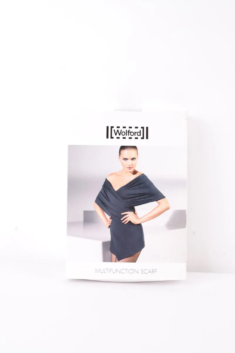 charpe de seconde main Wolford noir. Matière principale viscose. Collection Femme. Très Bon tat. Référence : 013730116.