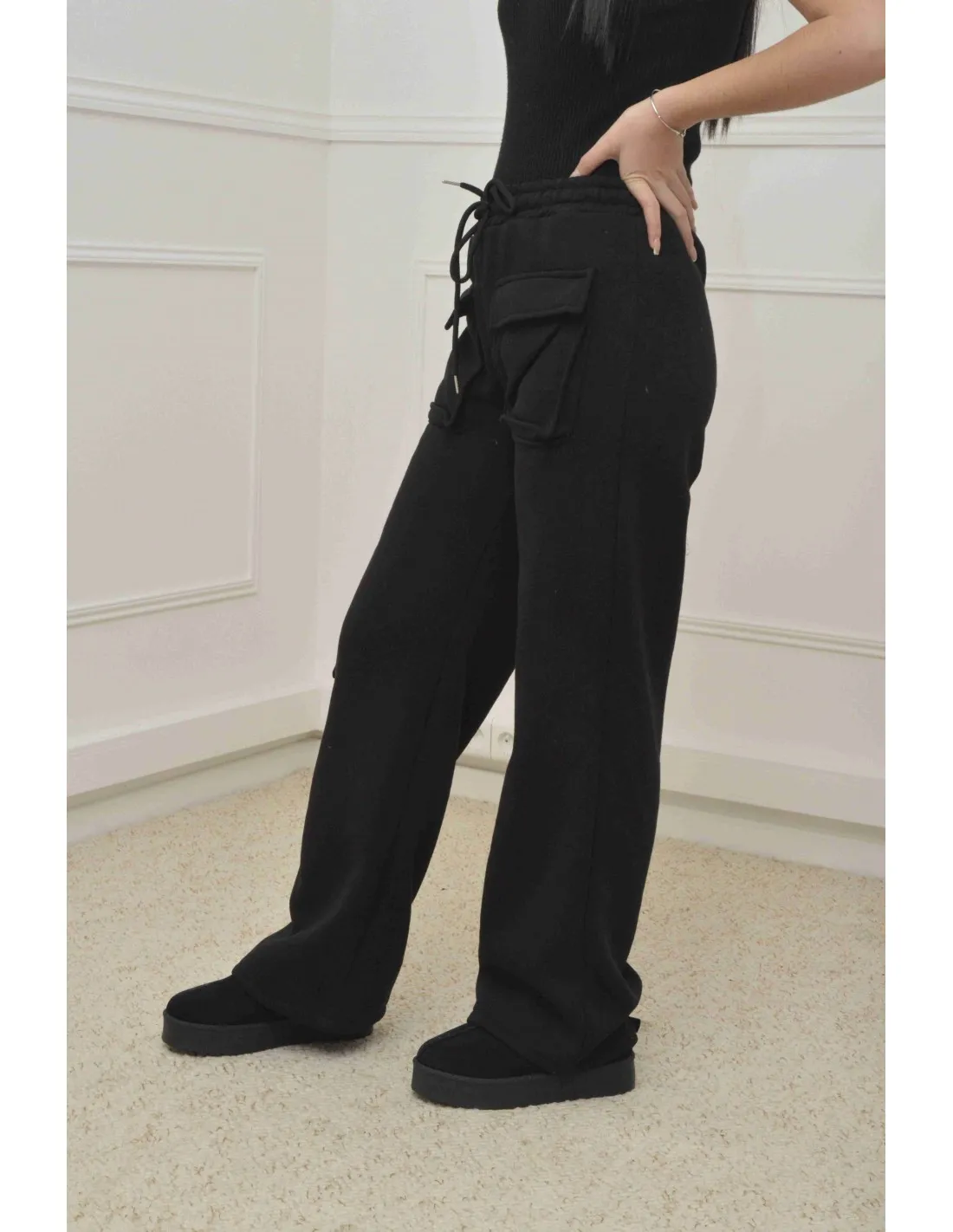 PANTALON DE SURVÊTEMENT CARGO-NOIR  -FEMME