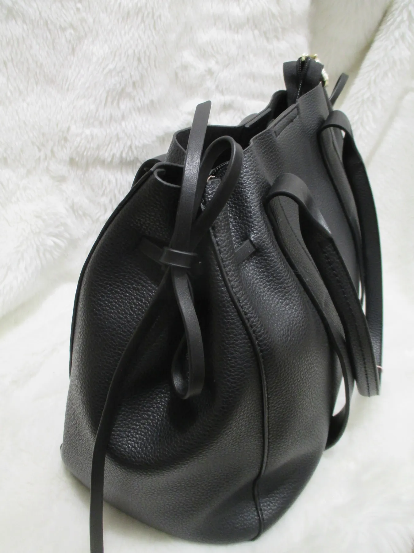 Sac à main porté épaule - Synthétique - Nouvelle Ere Evian