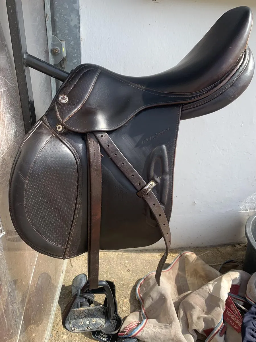 Selle Prestige taille 17 pouces