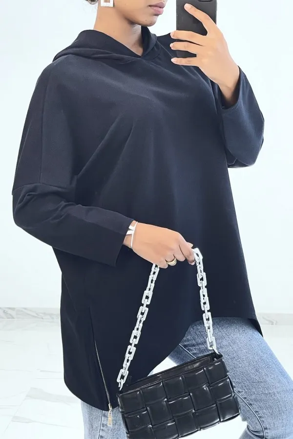 Sweat marine à capuche style asymétrique et loose avec fermeture sur le côté