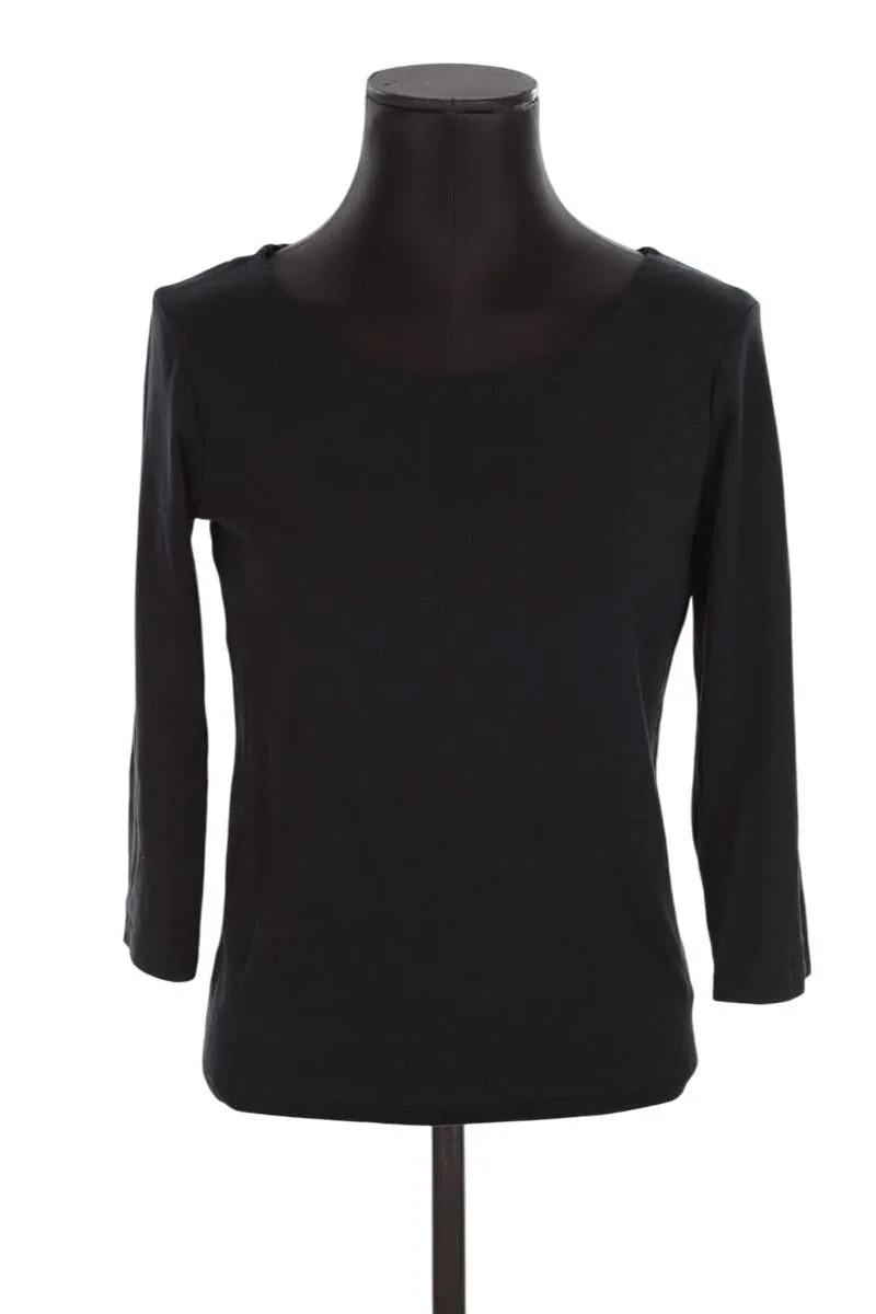 Top de seconde main Agnès B. noir. Matière principale coton. Taille 40. Taille étiquette : T3. Collection Femme. Très Bon tat. R